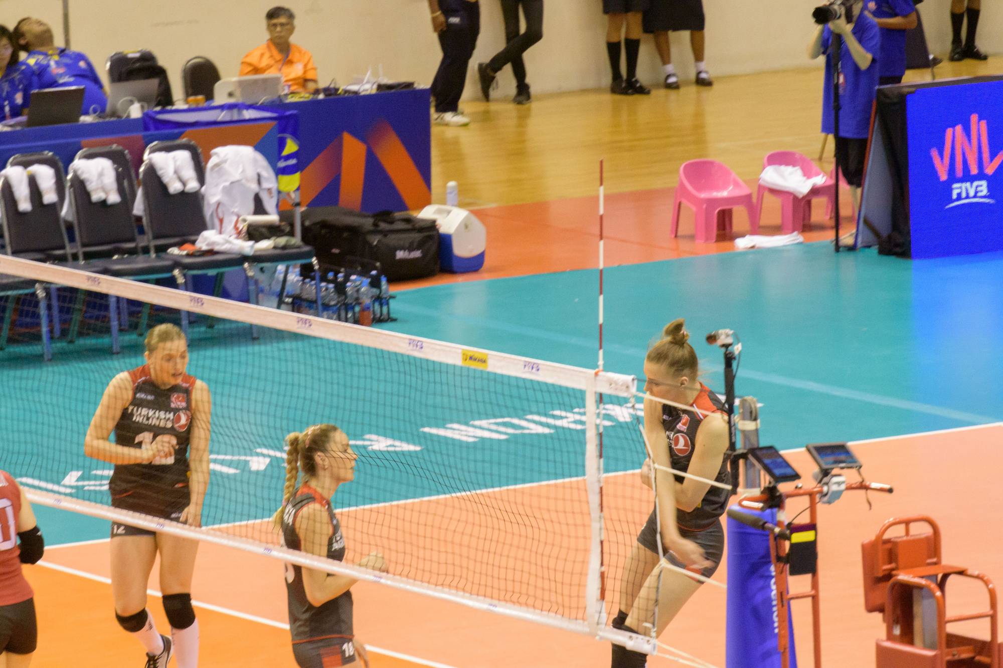 2018-06-05-korat-nakhonratchasima-vnl-volleyball-japan-turkey-korea-thailand-day1